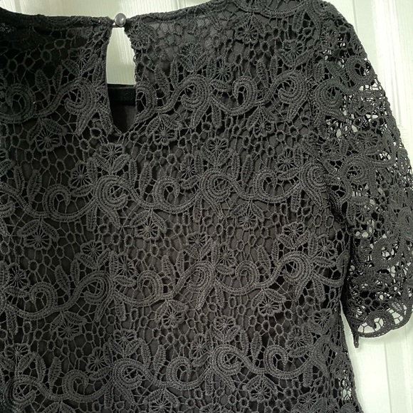 Adiva Lace cropped top - Picture 4 of 6